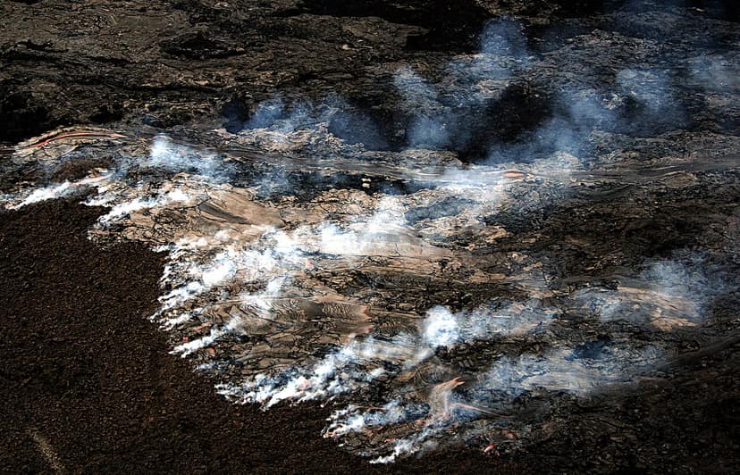 Incendio di sterpaglie a Massimina, Roma: intervengono i vigili del fuoco