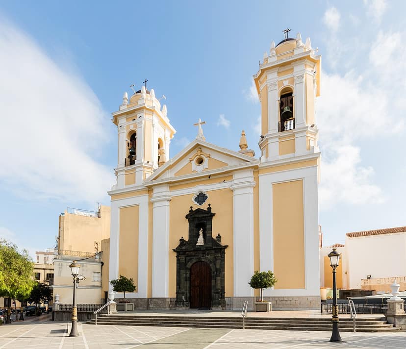 Los ministros del Gobierno comparecerán en el Congreso por la crisis de Ceuta