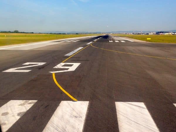 Aeronave de entrenamiento se sale de la pista en el aeródromo de Baramati; todos los ocupantes a salvo