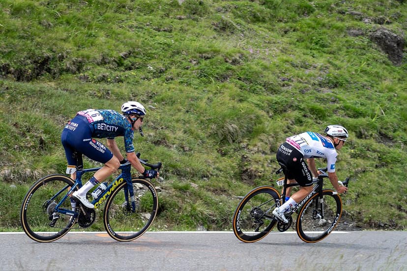 Bart Lemmen boekt eerste profzege en pakt leiderspositie in Ronde van Polen