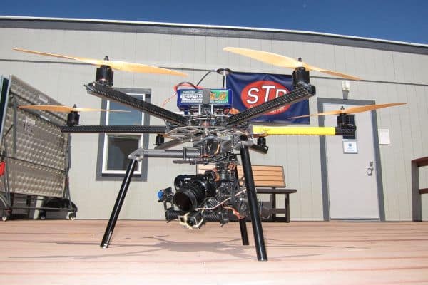 Ucrânia ataca refinarias na Rússia com 400 drones