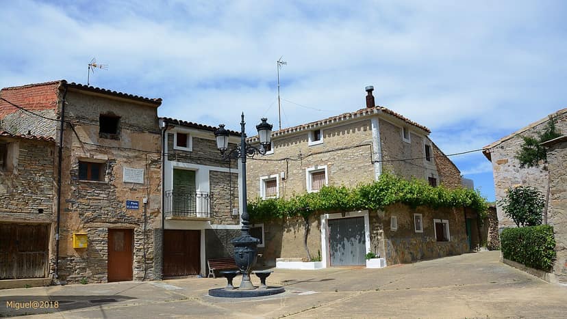 Evakuierung von Dörfern aufgrund von Brand in Las Navas de San Antonio, Segovia