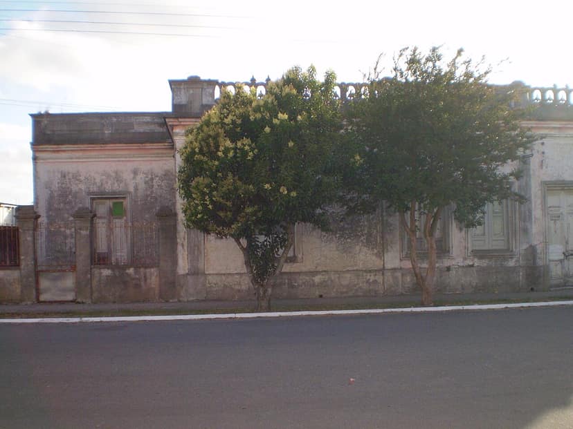 Zyklon reißt Strommasten im Rio Grande do Sul um und lässt Städte ohne Strom
