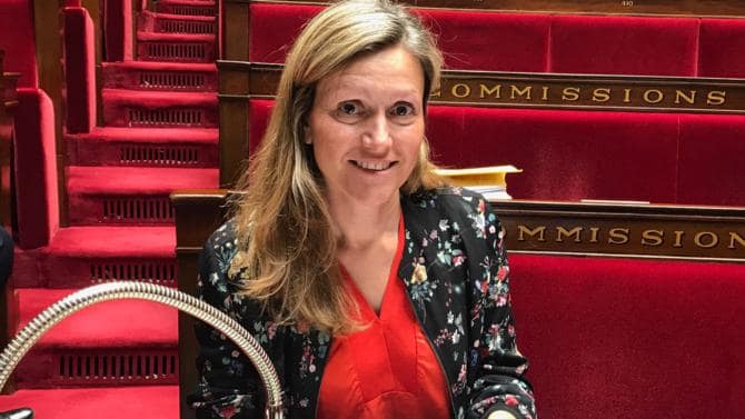 Polémica en torno al nuevo pabellón de bienvenida de la Asamblea Nacional