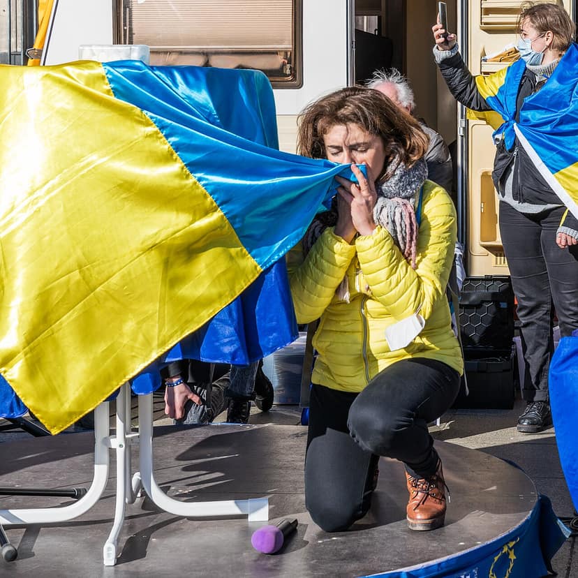 Kölner Hilfsverein liefert tausendstes Rettungsfahrzeug in die Ukraine
