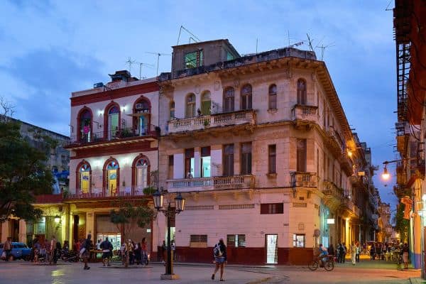 Donald Trump en concurrenten actief op zoek naar nieuwe leider voor Cuba