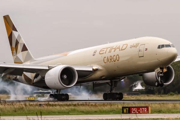 Etihad Airways nimmt Flüge nach Kazan wieder auf