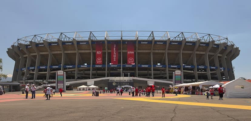 Retraso del partido entre México y Canadá en el Estadio Azteca por mal tiempo
