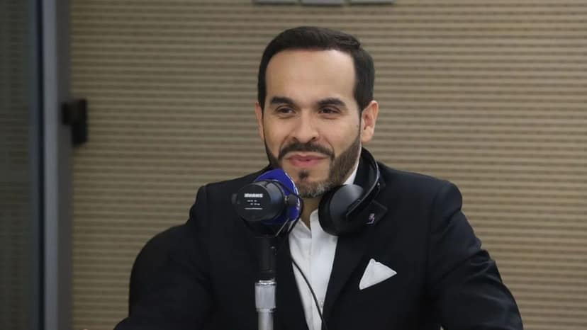 Abelardo de la Espriella assume a presidência da Colômbia