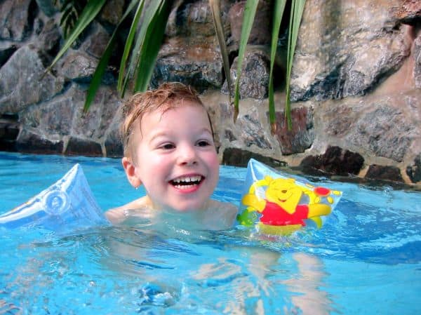 Achensee: Un niño de doce años se cae 15 metros mientras hace senderismo