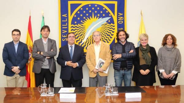 Retiran seis modelos de gafas para el eclipse por riesgo de lesiones oculares